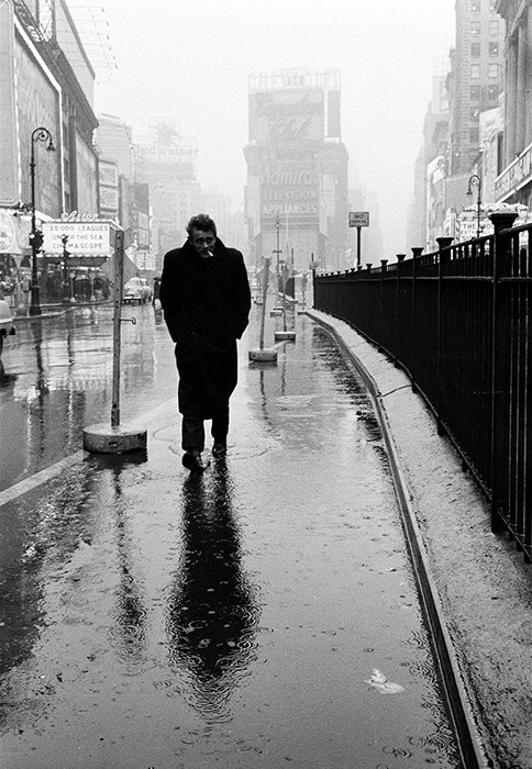 Famous Leica Photos James Dean on Times Square